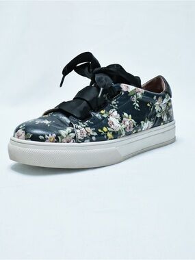 Caslon Black Floral Ribbon-Lace Sneakers